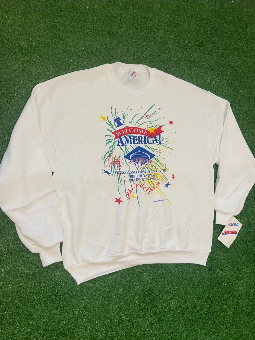 NWT Vintage Welcome America' Philadelphia Crewneck Sweatshirt